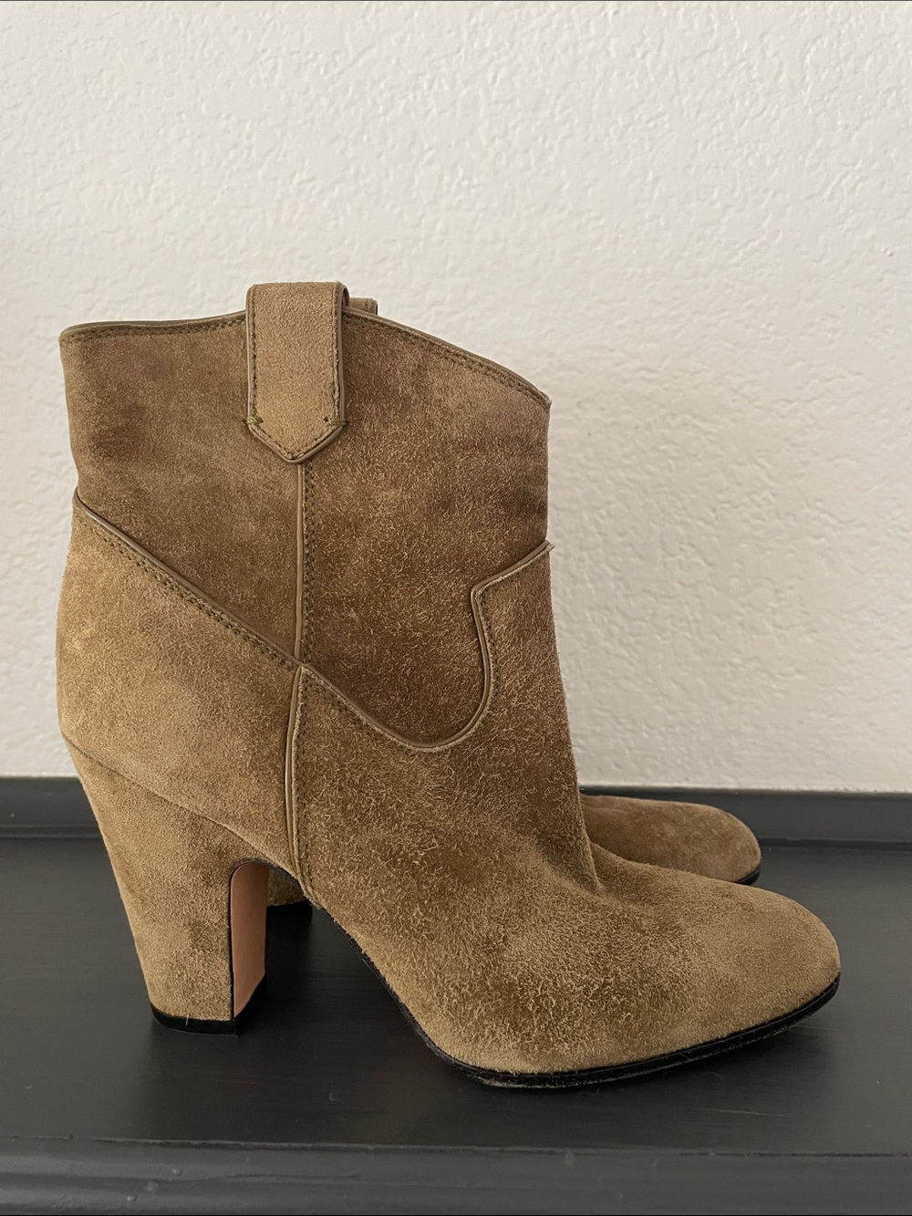 Gianvito Rossi ankle boots EU 35 US 5 olive green suede western